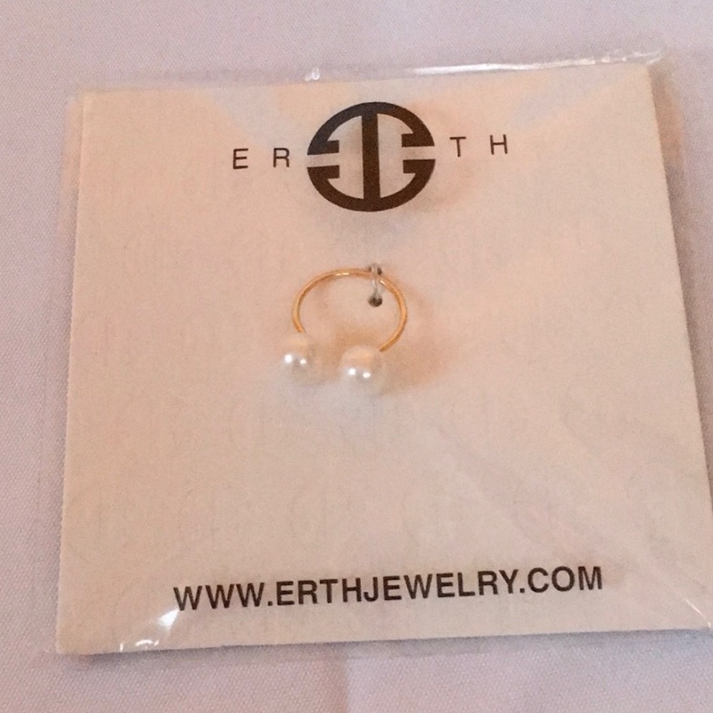 Erth Jewelry Freshwater Pearl Ring